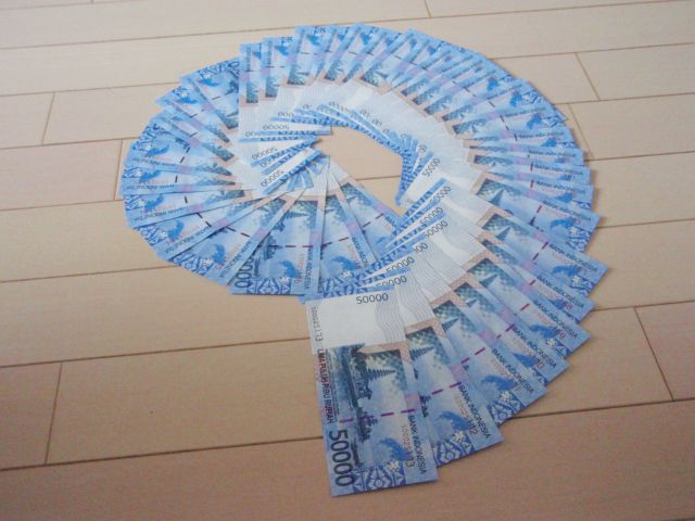Mengganti Mata Uang Menjadi Rupiah